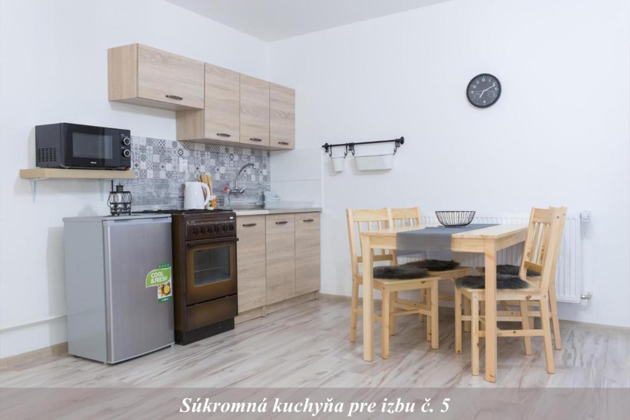 Ubytovanie Adina Poltar Экстерьер фото